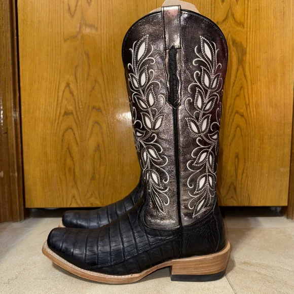 Ariat Black Caiman Belly Western Cowboy Boots with Embroidered Design - Picture 4 of 12